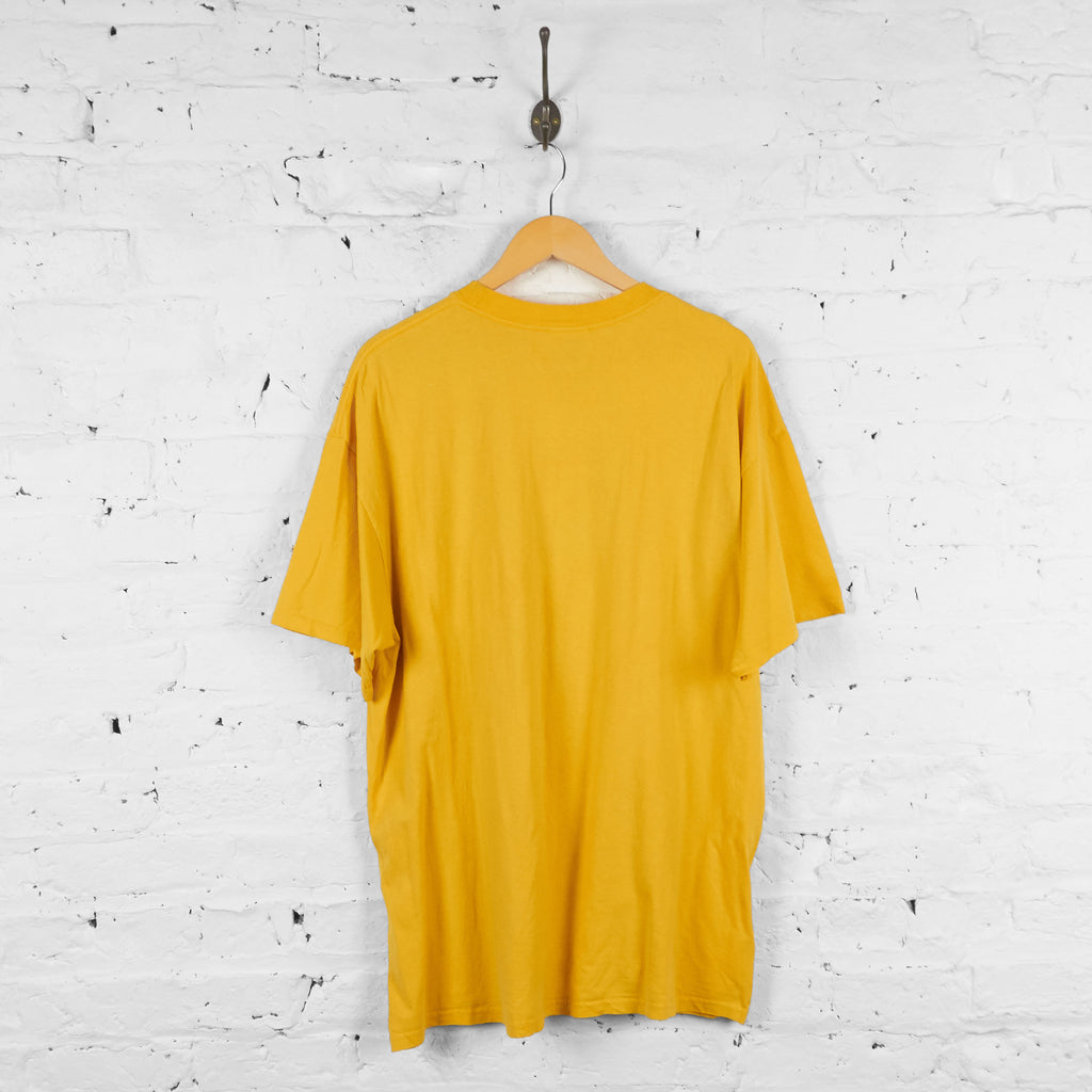 Vintage Nike T-shirts - Yellow - XL - Headlock