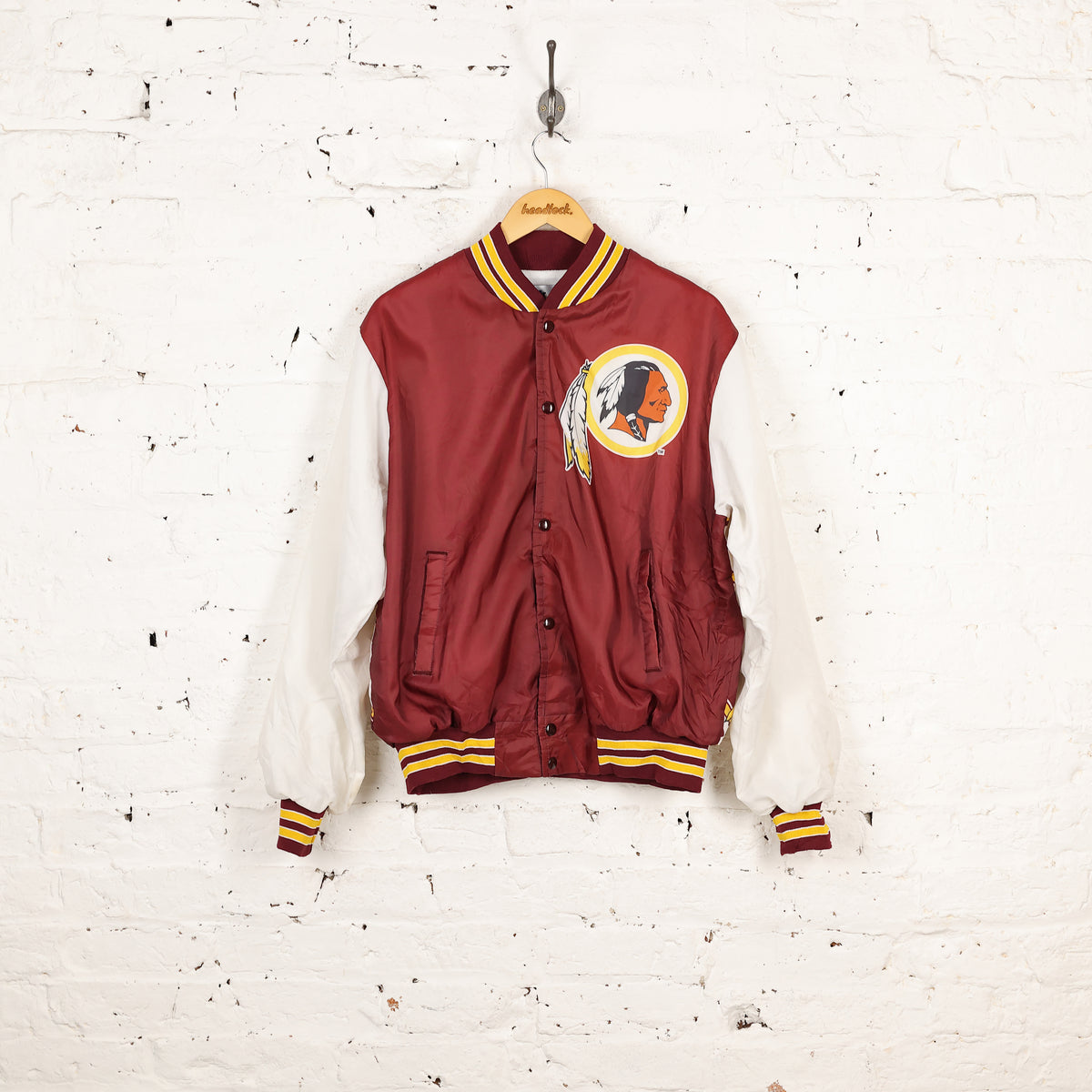 Headlock_Batch37_SR_Main81_120