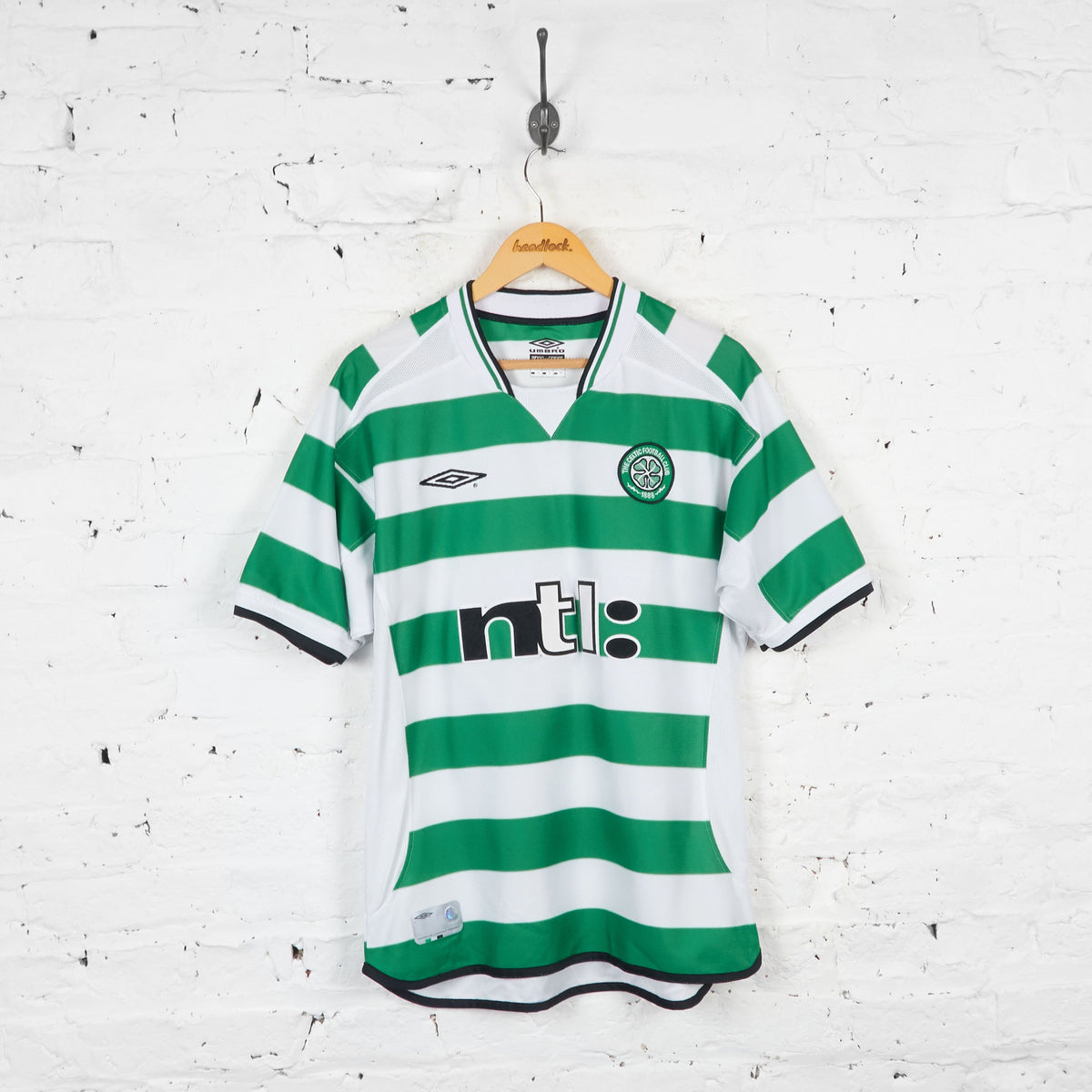 celtic-2001-home-umbro- 