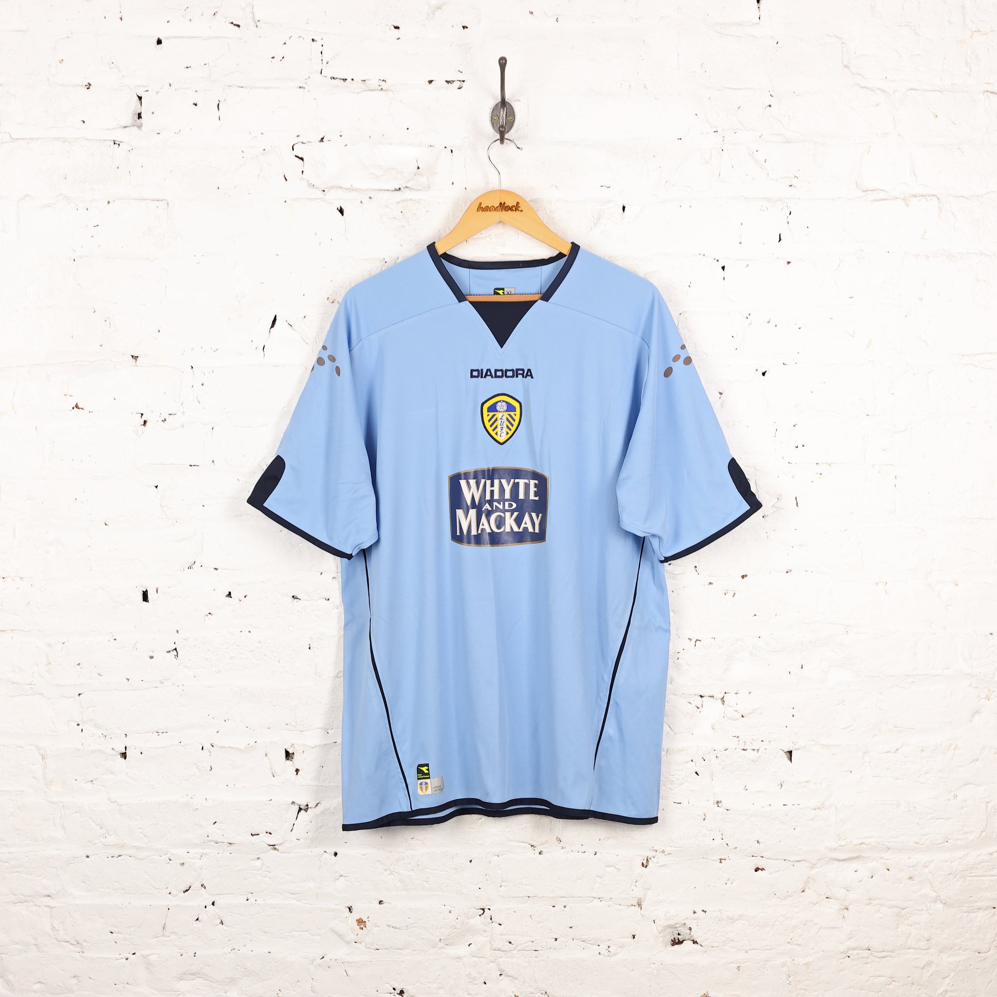 Leeds United DIADORA サッカーシャツ Headlock_Batch102_SR_Main31_20
