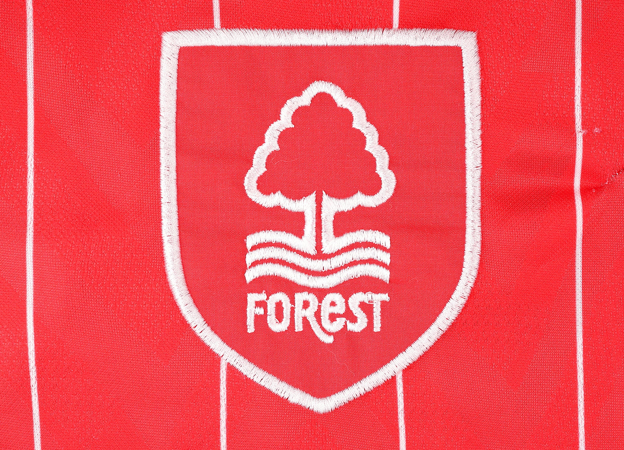Pin’s Vintage Nottingham Forest – Émail – Supporters Club – Fabriqué UK