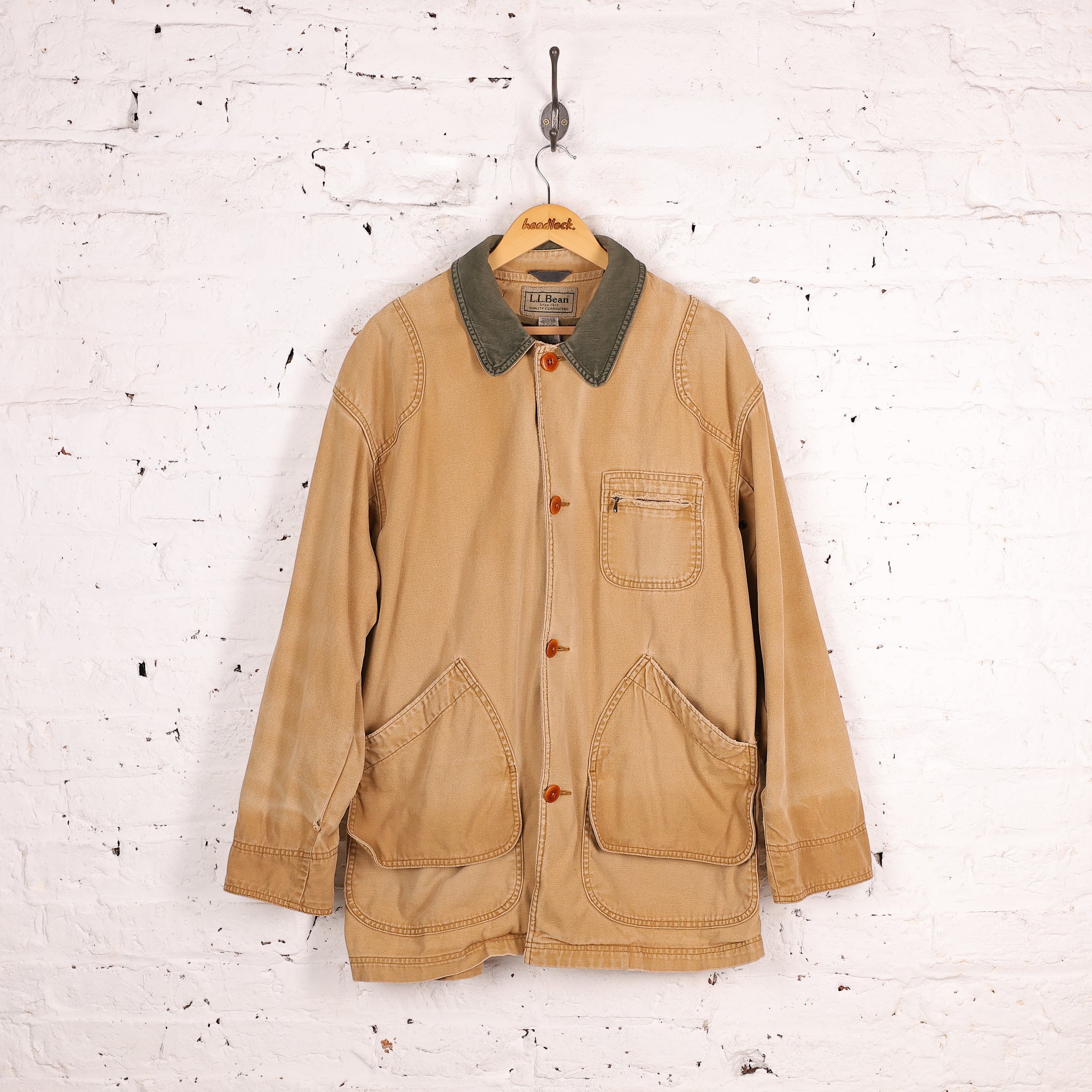 LL Bean – Headlock