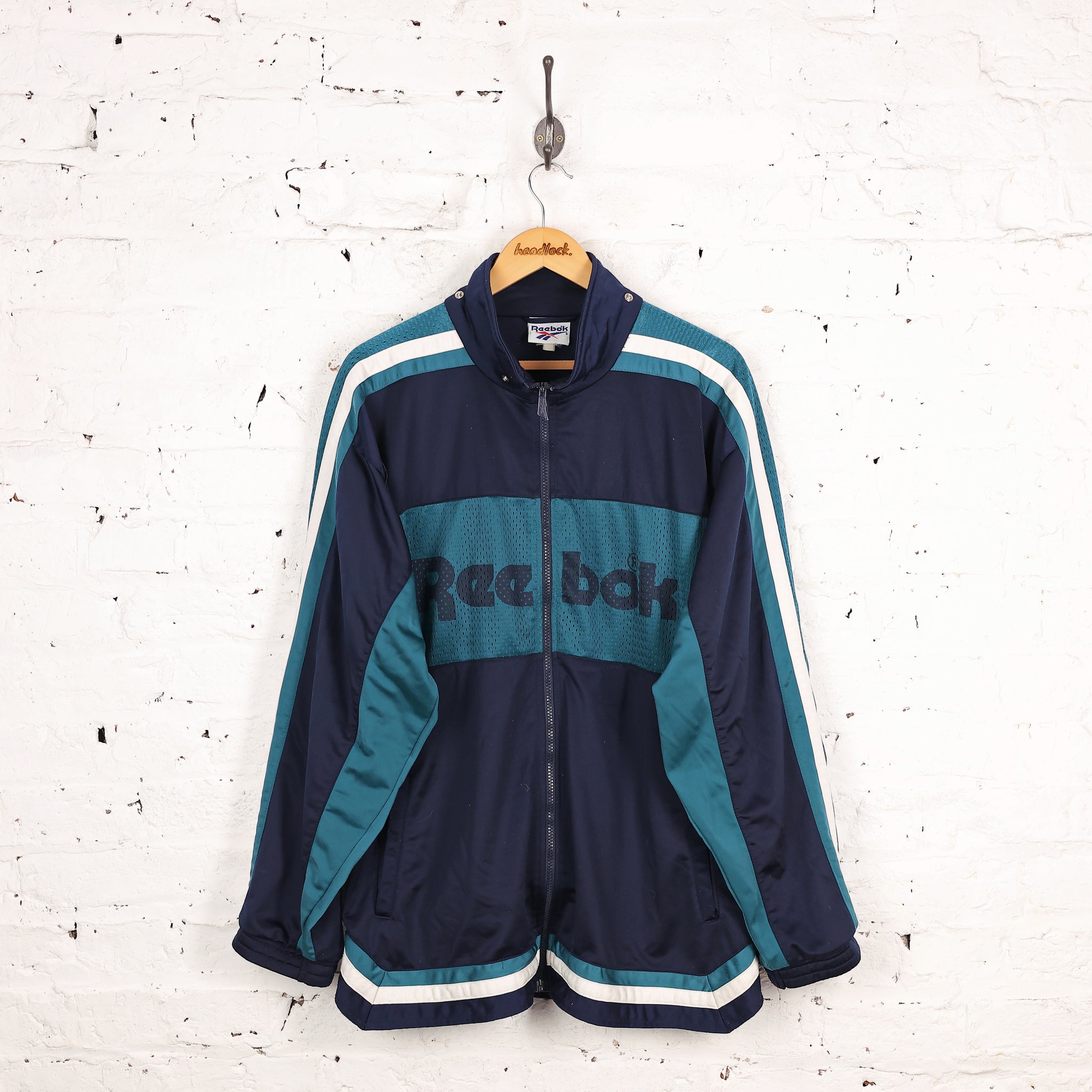 Reebok – Headlock