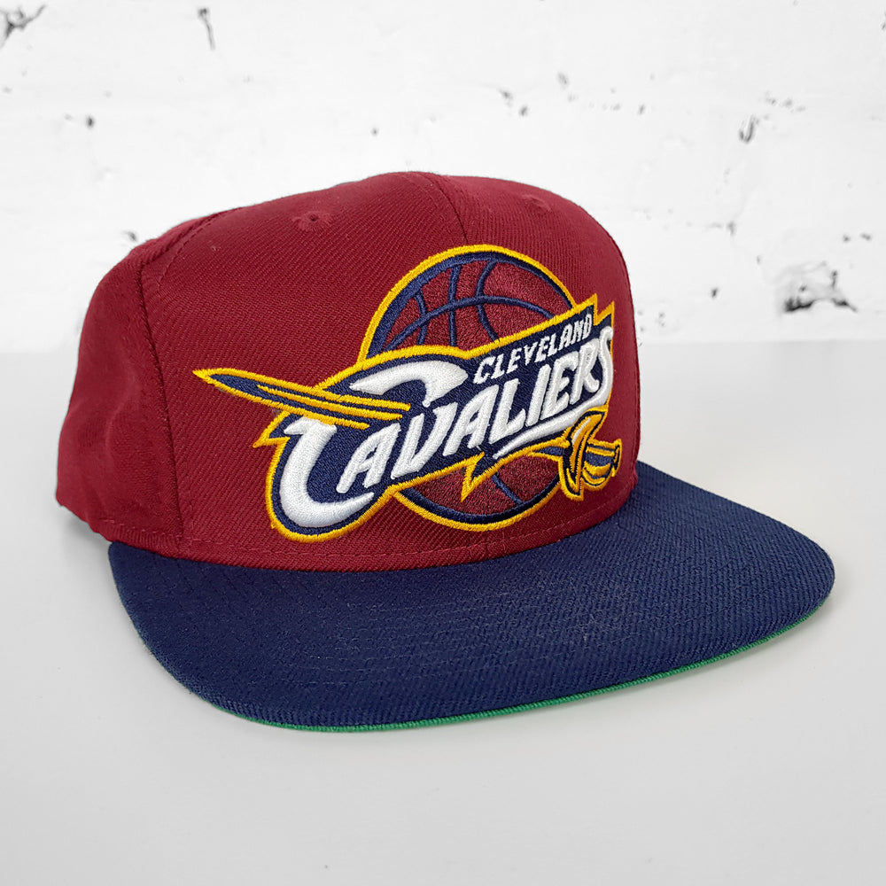 Vintage NBA Cleveland Cavaliers Cap - Red/Blue - One Size - Headlock