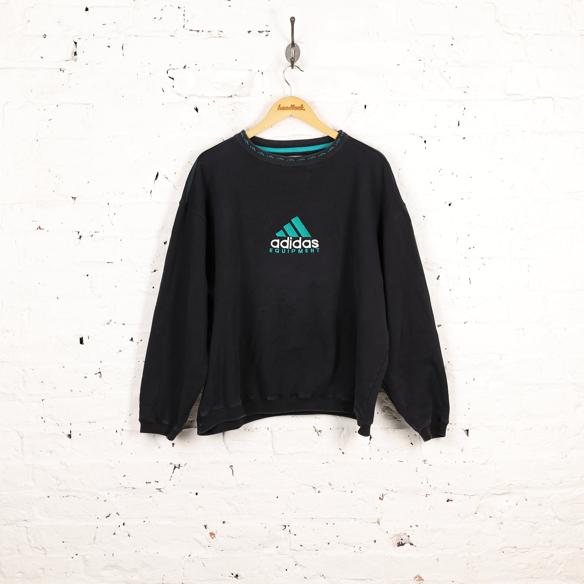 Headlock_Batch29_SR_Main53_204