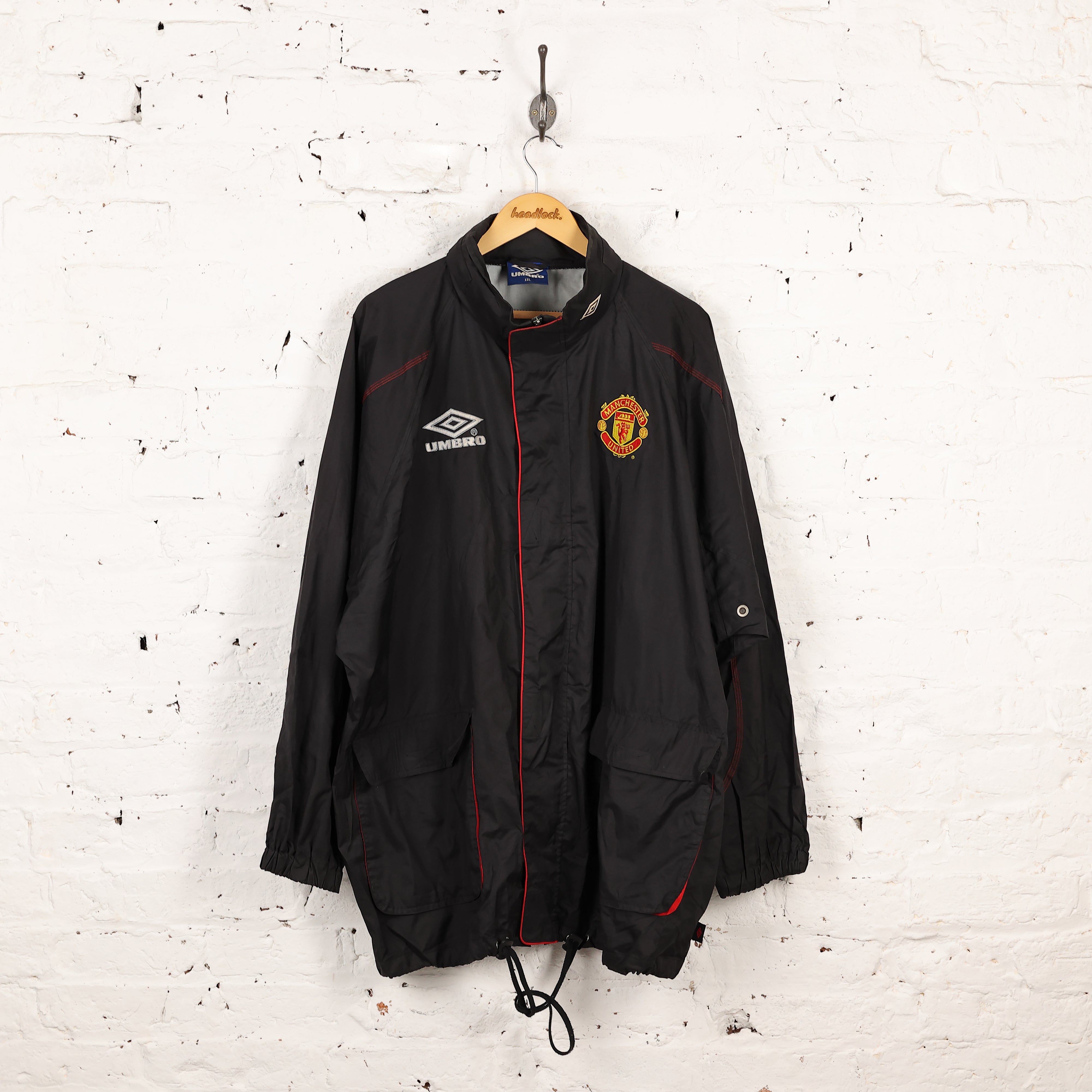 Umbro Manchester United Coaches Jacket - Black - XXL – Headlock