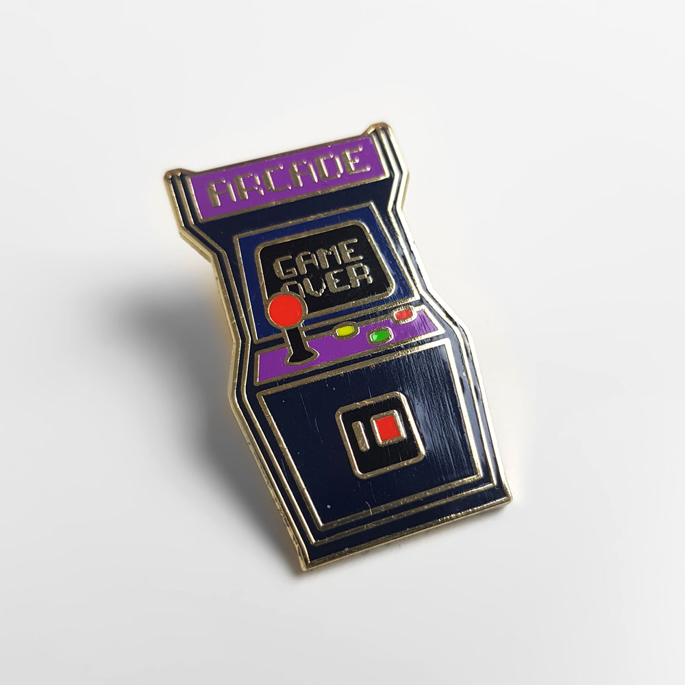 Headlock Retro Arcade Enamel Pin Badge - Black/Gold - Headlock
