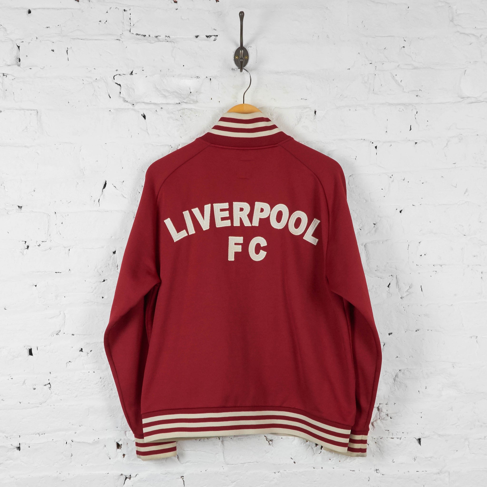 Blouson bomber rouge et blanc Liverpool FC vintage années 00 taille L Blouson bomber rouge et blanc Liverpool FC vintage années 00 taille L