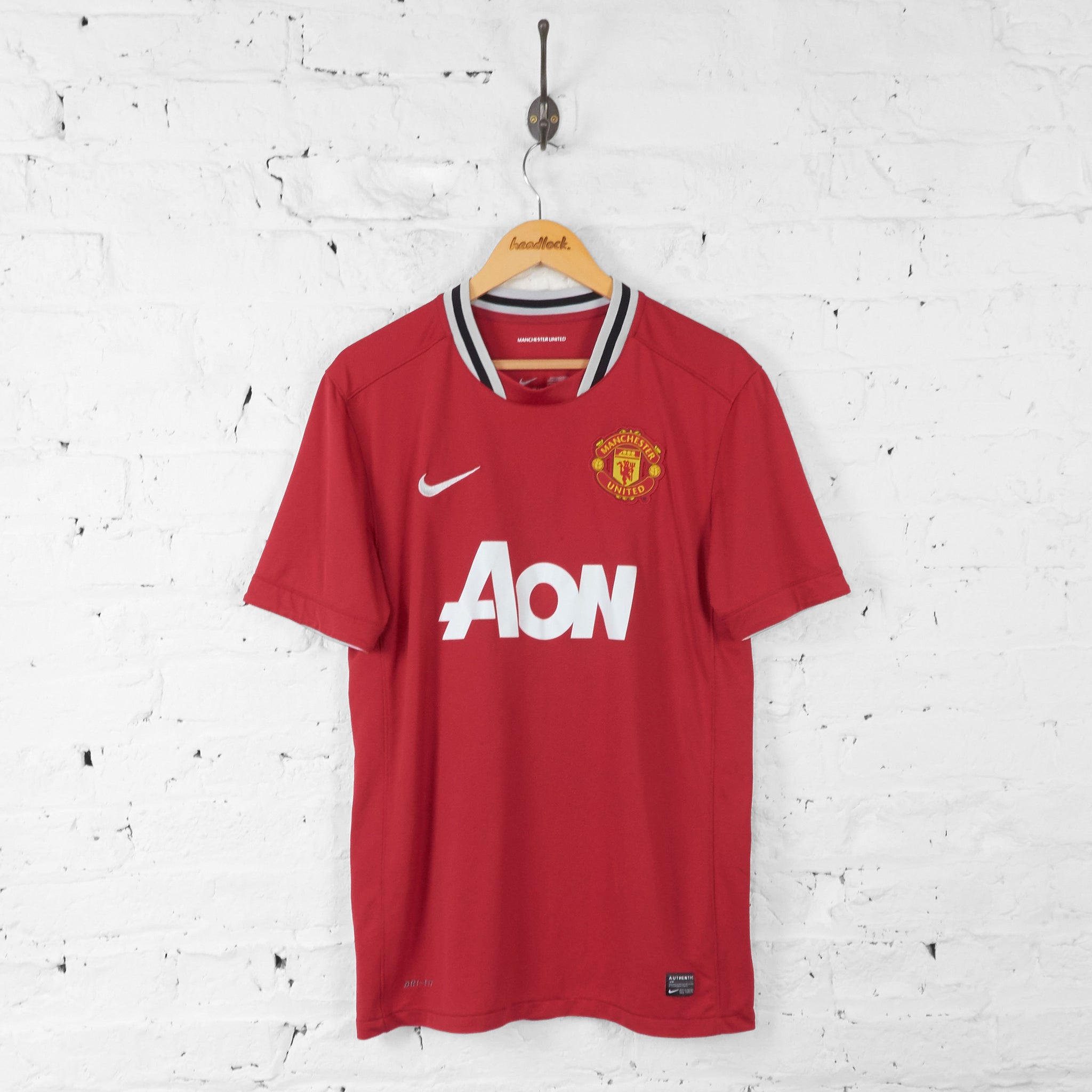 Manchester United 2011 Nike Home Football Shirt - Red - L – Headlock