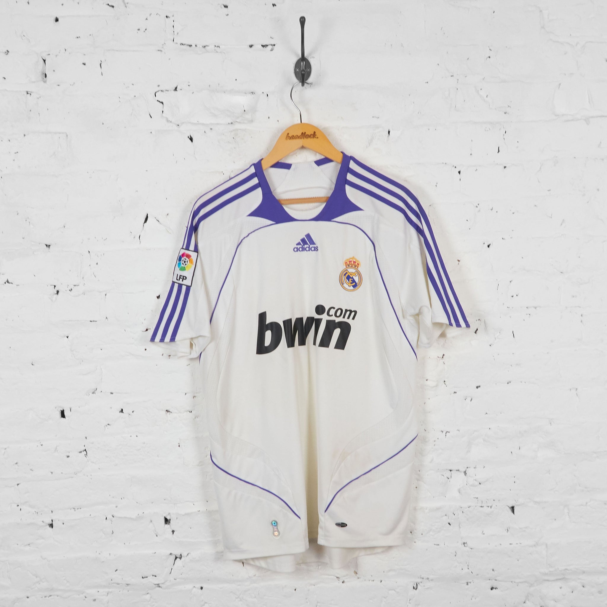 real-madrid-2007-home-adidas- 